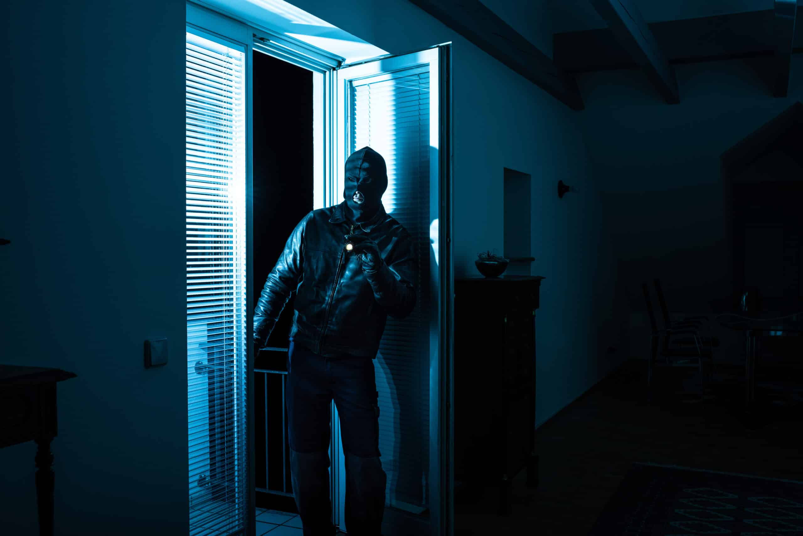 Einbrecher dringen in Häuser ein, wie kann man das verhindern?