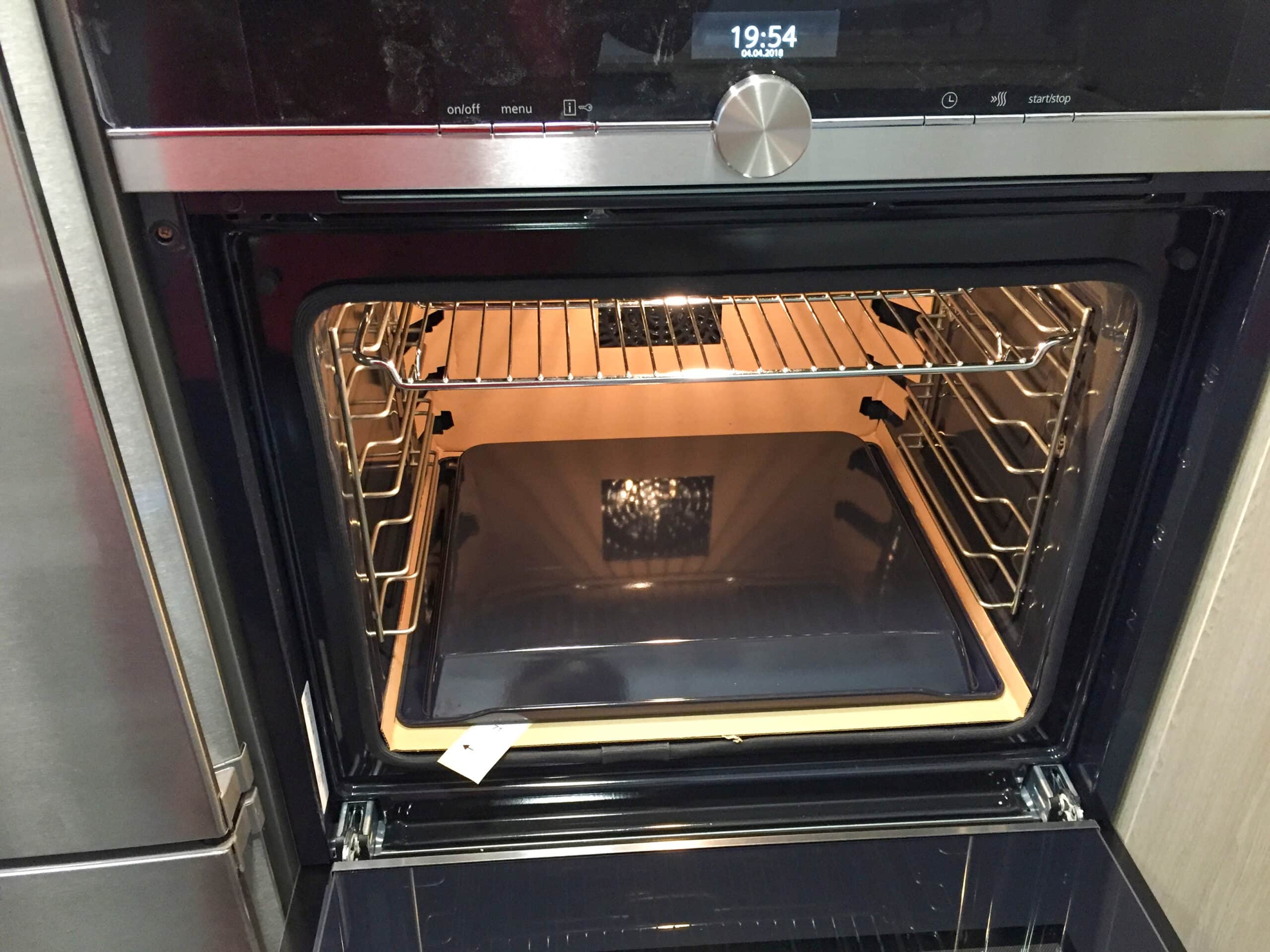 Ofen nach der Reinigung reinigen