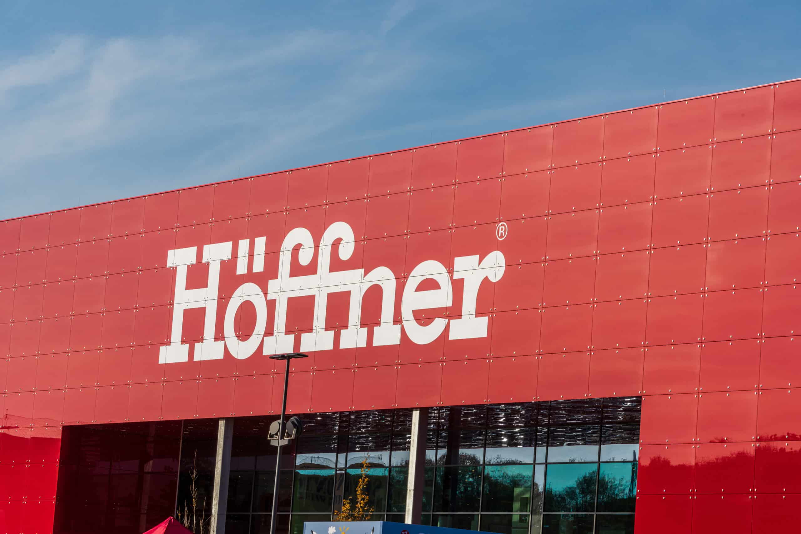 Wiedereröffnung im Februar